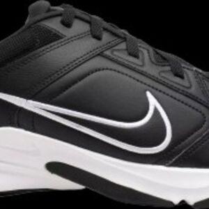 Nike Black and White 7.5 Low-Top Athletic Shoes